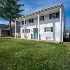 Downtown Indianapolis Gem-sleeps 14!