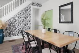 Townhome Sleeps 8, Pet Friendly!