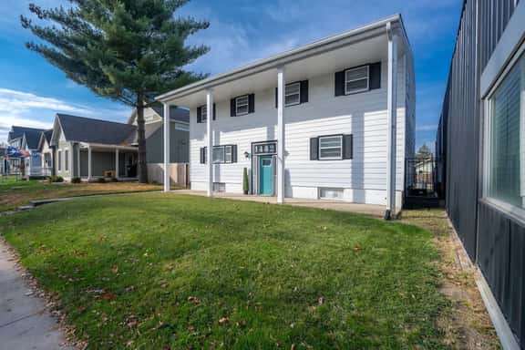 Downtown Indianapolis Gem-sleeps 14! - Image 1