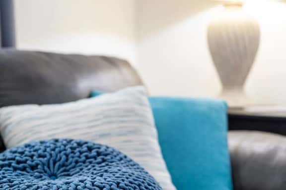 One Bedroom East Street-Close to Lucas Oil! - Image 1