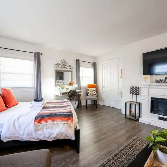 Downtown Indy Studio apartment - Image 1