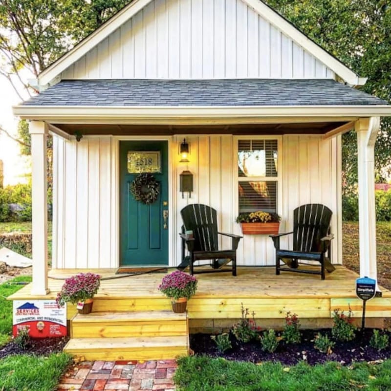Cottage on Columbia